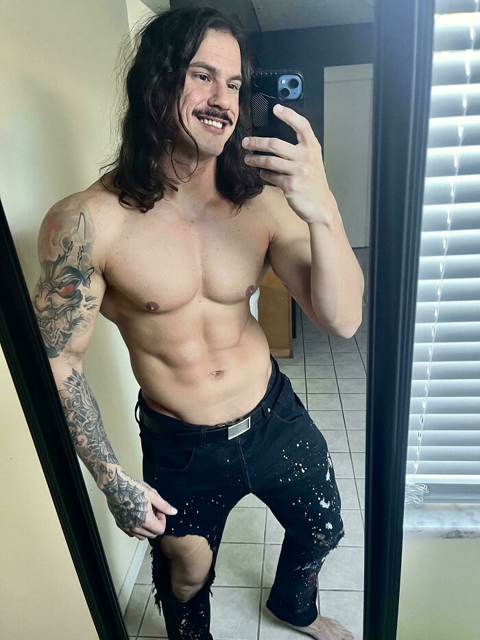 62 Long-Haired Guys Who Totally Nailed The Look (New Pics) 62 Long-Haired Guys Who Totally Nailed The Look (New Pics)