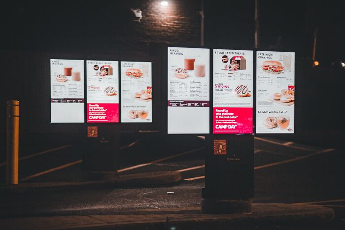 42 Crazy Things Customers Said At A Drive-Through That They Didn&rsquo;t Think The Employee Could Hear