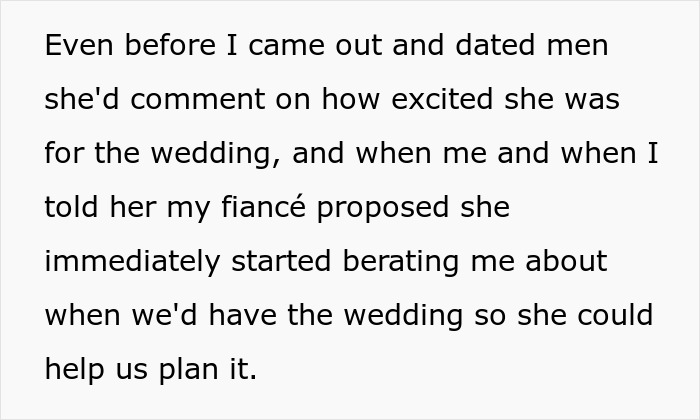 Mom Exposes Herself As A Homophobe After Trying To Take Over Daughter’s Wedding Mom Exposes Herself As A Homophobe After Trying To Take Over Daughter’s Wedding
