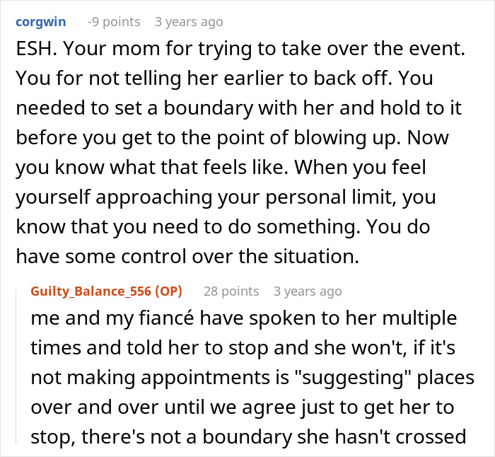 Mom Exposes Herself As A Homophobe After Trying To Take Over Daughter’s Wedding Mom Exposes Herself As A Homophobe After Trying To Take Over Daughter’s Wedding