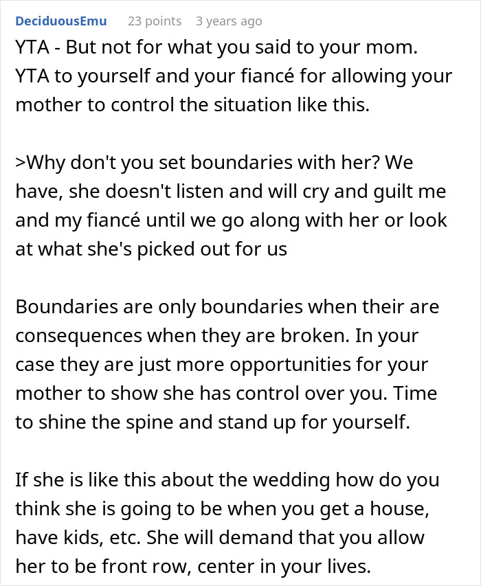 Mom Exposes Herself As A Homophobe After Trying To Take Over Daughter’s Wedding Mom Exposes Herself As A Homophobe After Trying To Take Over Daughter’s Wedding