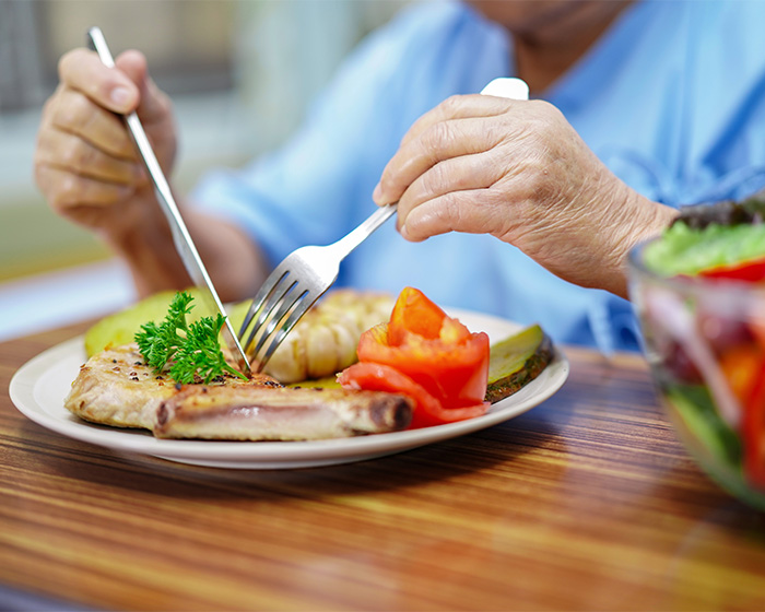 Hollywood Star’s Raw Confession About Extreme Food Habits Sparks Massive Debate, Doctor Intervenes Hollywood Star’s Raw Confession About Extreme Food Habits Sparks Massive Debate, Doctor Intervenes