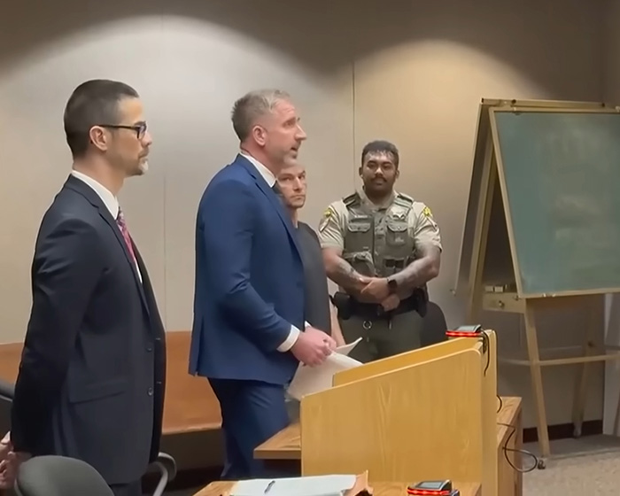 Karma Mounts For Congressional Candidate Who Attacked Beachgoer For Asking Him To Turn Music Down Karma Mounts For Congressional Candidate Who Attacked Beachgoer For Asking Him To Turn Music Down