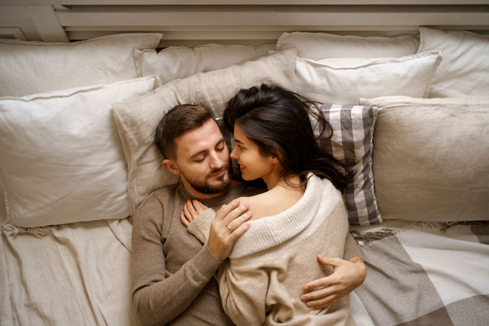 Guy Mourns His Marriage After Realizing That Wife Opened It Just To Be With Colleague Guilt-Free Guy Mourns His Marriage After Realizing That Wife Opened It Just To Be With Colleague Guilt-Free