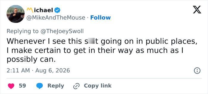 Joey Swoll Intervenes After Influencer Repeatedly Shames People For Looking At Her While Filming In Public Joey Swoll Intervenes After Influencer Repeatedly Shames People For Looking At Her While Filming In Public