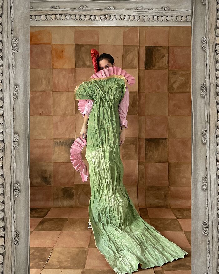 22 Surreal Paper Creations By This Artist That Blur The Line Between Fashion, Sculpture, And Photography 22 Surreal Paper Creations By This Artist That Blur The Line Between Fashion, Sculpture, And Photography