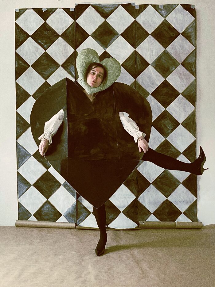 22 Surreal Paper Creations By This Artist That Blur The Line Between Fashion, Sculpture, And Photography 22 Surreal Paper Creations By This Artist That Blur The Line Between Fashion, Sculpture, And Photography