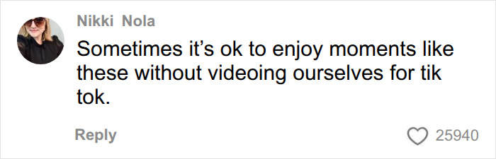 Influencer Tries To Call Out Venetians For Their Reaction To Her Filming But Gets Savagely Roasted Instead Influencer Tries To Call Out Venetians For Their Reaction To Her Filming But Gets Savagely Roasted Instead