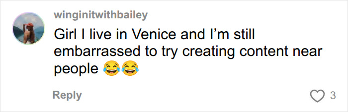 Influencer Tries To Call Out Venetians For Their Reaction To Her Filming But Gets Savagely Roasted Instead Influencer Tries To Call Out Venetians For Their Reaction To Her Filming But Gets Savagely Roasted Instead