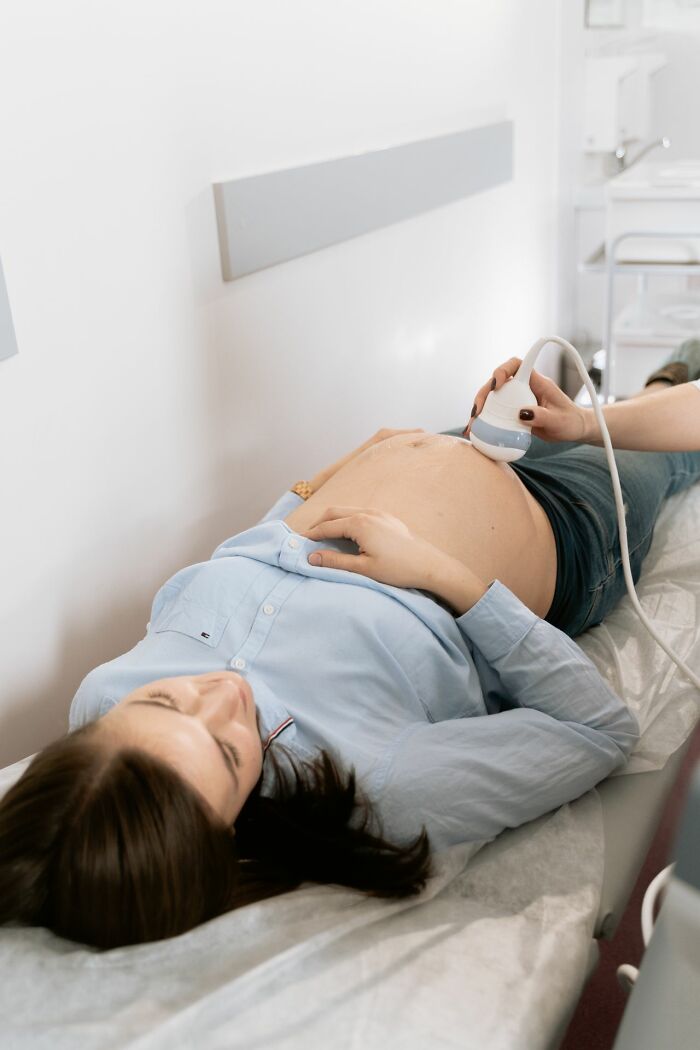 54 Moms Open Up About The Brutal Things Their Bodies Endured To Give Birth 54 Moms Open Up About The Brutal Things Their Bodies Endured To Give Birth