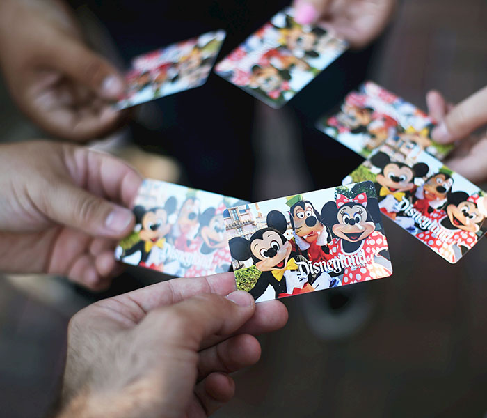 Cruise Passenger Puts Disney On Blast After Cast Member Allegedly Scammed Young Son Out Of $4,000 Cruise Passenger Puts Disney On Blast After Cast Member Allegedly Scammed Young Son Out Of $4,000