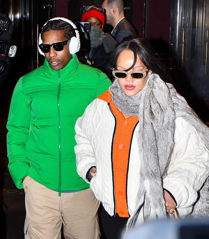 “Vulgar” Rihanna And A$AP Rocky Video Sparks Uproar Online After Making People “Extremely Uncomfortable” “Vulgar” Rihanna And A$AP Rocky Video Sparks Uproar Online After Making People “Extremely Uncomfortable”