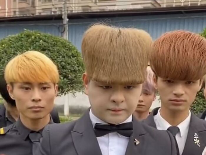83 Hairstyles That Are Certainly Bold, Just Not For Any Of The Right Reasons 83 Hairstyles That Are Certainly Bold, Just Not For Any Of The Right Reasons