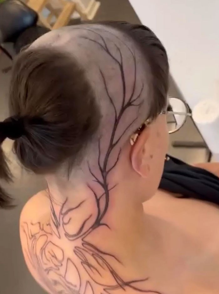 83 Hairstyles That Are Certainly Bold, Just Not For Any Of The Right Reasons 83 Hairstyles That Are Certainly Bold, Just Not For Any Of The Right Reasons
