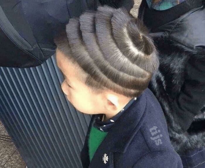 83 Hairstyles That Are Certainly Bold, Just Not For Any Of The Right Reasons 83 Hairstyles That Are Certainly Bold, Just Not For Any Of The Right Reasons