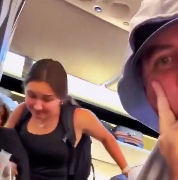 “Not Crying Of Joy”: Family Flies Across The World To Surprise Their Daughter And Her Reaction Says It All “Not Crying Of Joy”: Family Flies Across The World To Surprise Their Daughter And Her Reaction Says It All