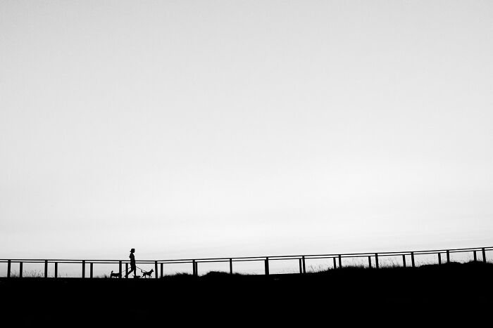 57 Photos From The Pure Street Photography Awards Capturing Life&rsquo;s Most Authentic Moments