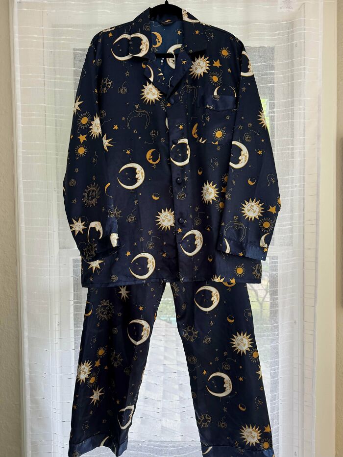96 Times People Hit The Jackpot At The Thrift Store And It Was Too Good Not To Share (New Pics) 96 Times People Hit The Jackpot At The Thrift Store And It Was Too Good Not To Share (New Pics)