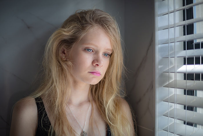 Friends Save Woman’s Life From Further Misery By Letting Her Talk Herself Into Breaking Up With Childish BF Friends Save Woman’s Life From Further Misery By Letting Her Talk Herself Into Breaking Up With Childish BF