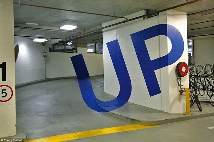 86 Real Photos That Make Your Brain Question If They Were Edited