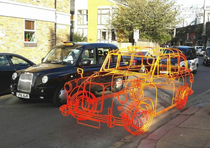 86 Real Photos That Make Your Brain Question If They Were Edited