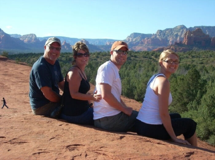 86 Real Photos That Make Your Brain Question If They Were Edited