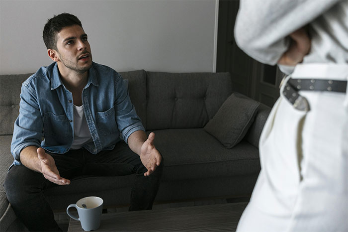Man Convinces Girlfriend To Finally Get Married, She Realizes It’s A Huge Mistake Months Before The Wedding Man Convinces Girlfriend To Finally Get Married, She Realizes It’s A Huge Mistake Months Before The Wedding