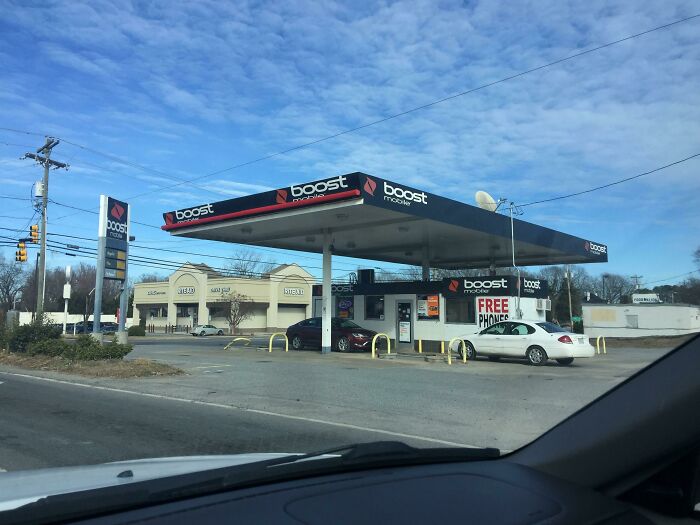 75 Buildings That Are Pretending To Be Something They&rsquo;re Not And It&rsquo;s Pretty Obvious