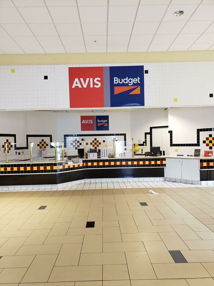 75 Buildings That Are Pretending To Be Something They&rsquo;re Not And It&rsquo;s Pretty Obvious