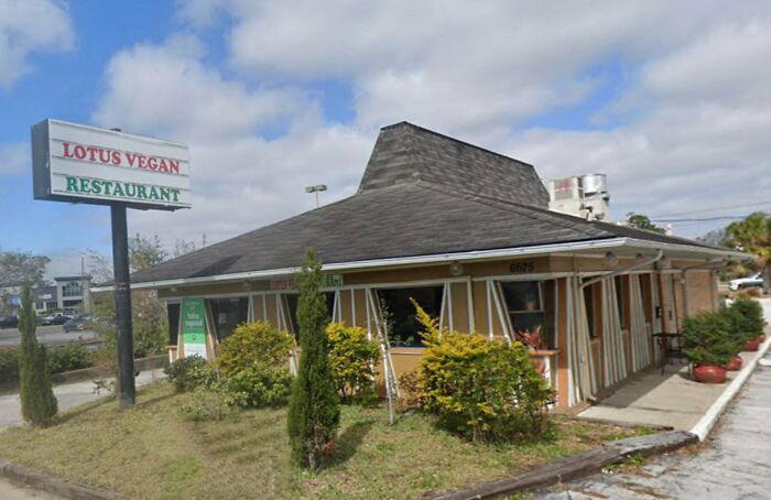 75 Buildings That Are Pretending To Be Something They&rsquo;re Not And It&rsquo;s Pretty Obvious