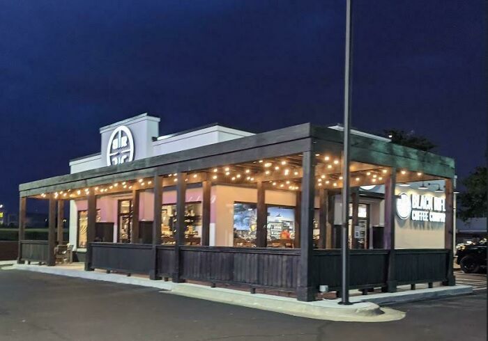 75 Buildings That Are Pretending To Be Something They&rsquo;re Not And It&rsquo;s Pretty Obvious