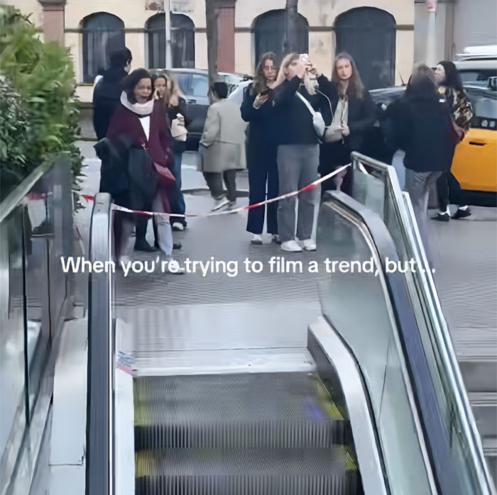 Man Becomes Internet&rsquo;s Latest Hero After Pushing Past Women Filming Video On Busy Metro Station Escalator