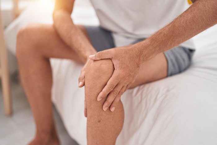 Nosy Relative Doubts Woman’s Disability, She Pops Her Joint Out And Leaves Them Horrified Nosy Relative Doubts Woman’s Disability, She Pops Her Joint Out And Leaves Them Horrified