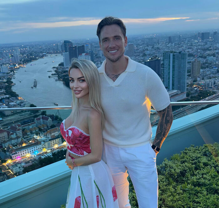 “Man Next To Your Bed”: Young Woman Urges Travelers To Be Careful After Nightmare Bali Experience “Man Next To Your Bed”: Young Woman Urges Travelers To Be Careful After Nightmare Bali Experience