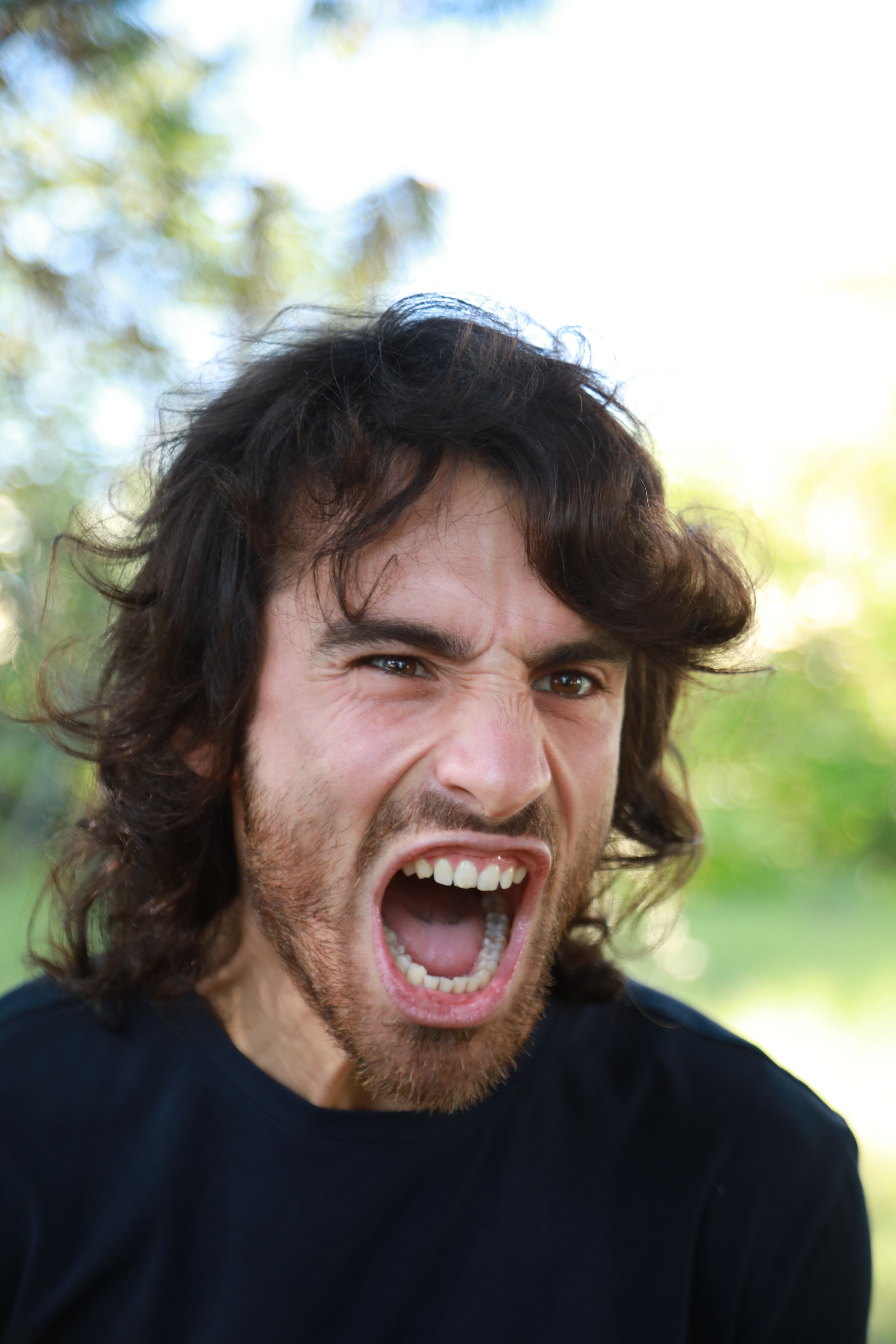 Homeowner Gets Fined $1,500 A Day By His HOA, So He Decides To Fight Back And Destroy The Entire Thing Homeowner Gets Fined $1,500 A Day By His HOA, So He Decides To Fight Back And Destroy The Entire Thing