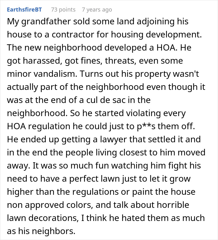 Homeowner Gets Fined $1,500 A Day By His HOA, So He Decides To Fight Back And Destroy The Entire Thing Homeowner Gets Fined $1,500 A Day By His HOA, So He Decides To Fight Back And Destroy The Entire Thing