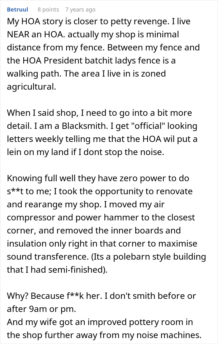 Homeowner Gets Fined $1,500 A Day By His HOA, So He Decides To Fight Back And Destroy The Entire Thing Homeowner Gets Fined $1,500 A Day By His HOA, So He Decides To Fight Back And Destroy The Entire Thing