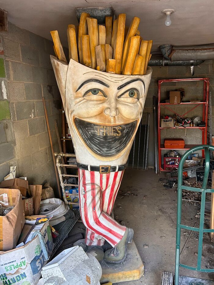 80 Fascinating Collectibles That Prove One Person’s Trash Is Another Person’s Treasure 80 Fascinating Collectibles That Prove One Person’s Trash Is Another Person’s Treasure