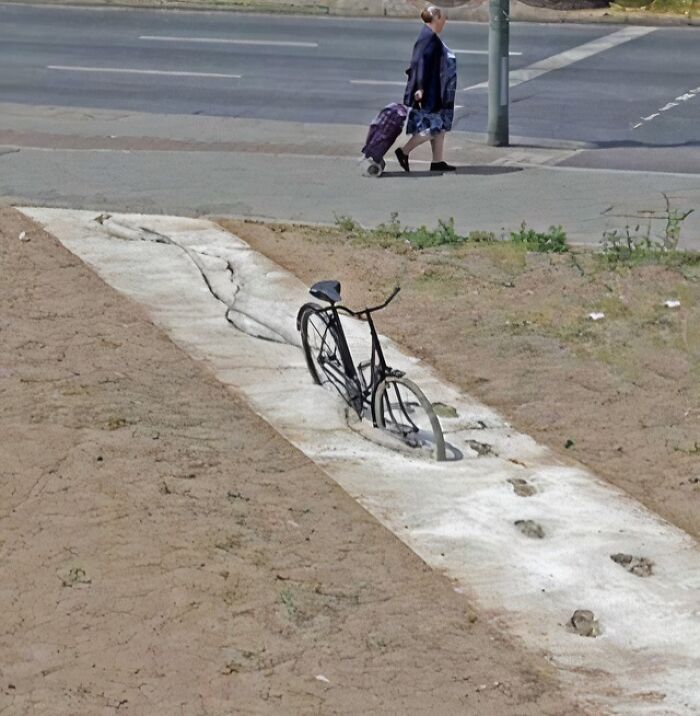 “Hmmm”: 89 Pics That People Cannot Explain, Nor Can They Forget “Hmmm”: 89 Pics That People Cannot Explain, Nor Can They Forget