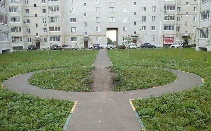 97 Times Urban Planners Failed To Predict What People Want, And It Resulted In &lsquo;Desire Paths&rsquo; (New Pics)