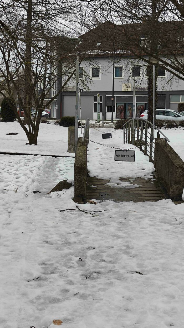 97 Times Urban Planners Failed To Predict What People Want, And It Resulted In &lsquo;Desire Paths&rsquo; (New Pics)