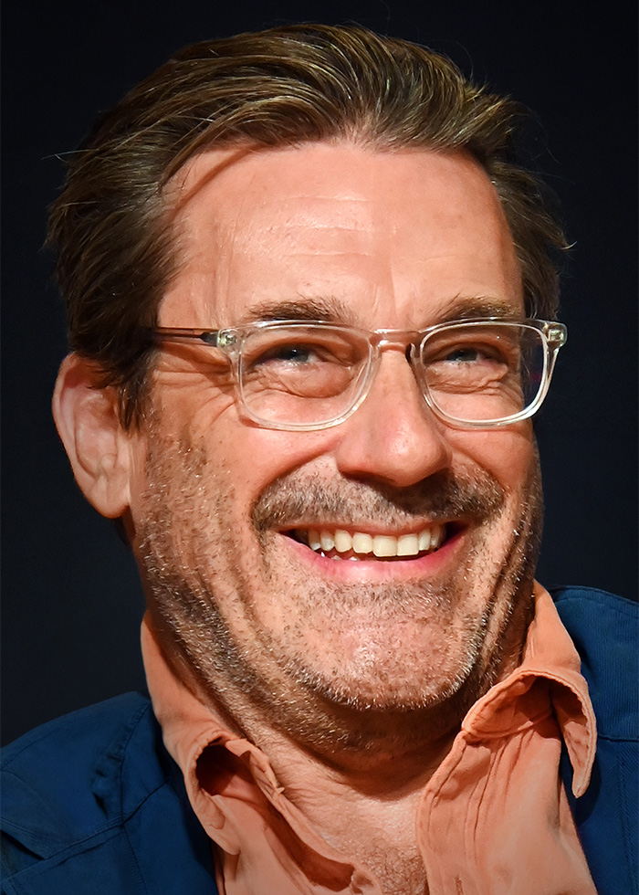 “Honestly Evil”: Jon Hamm Expecting First Child With Wife, But Fans Are Skeptical After Learning How Old He Is