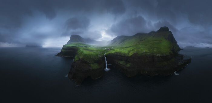 44 Breathtaking Nature Photos That Stood Out At The 2026 Academy Photo Awards