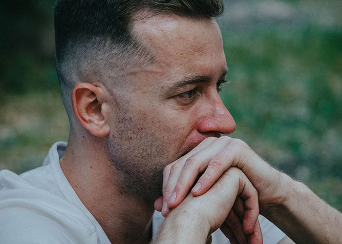 Husband’s Life Is A Living Hell Due To Wife’s Disability After An Accident: “Don’t Know If I Can Do This” Husband’s Life Is A Living Hell Due To Wife’s Disability After An Accident: “Don’t Know If I Can Do This”