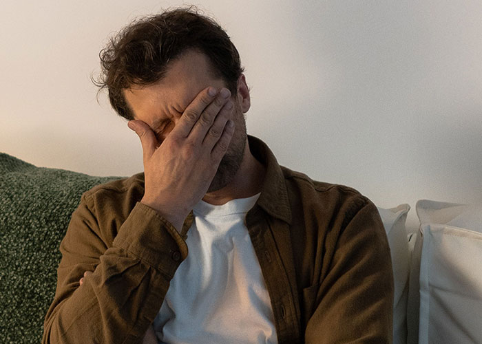 Husband’s Life Is A Living Hell Due To Wife’s Disability After An Accident: “Don’t Know If I Can Do This” Husband’s Life Is A Living Hell Due To Wife’s Disability After An Accident: “Don’t Know If I Can Do This”