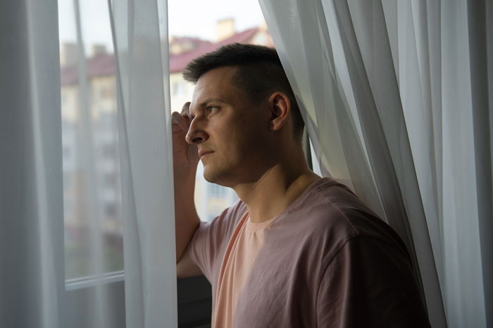 25YO Suspicious Of Neighbors&rsquo; Creepy Silent Gatherings, Gets Invited To One In Their Basement