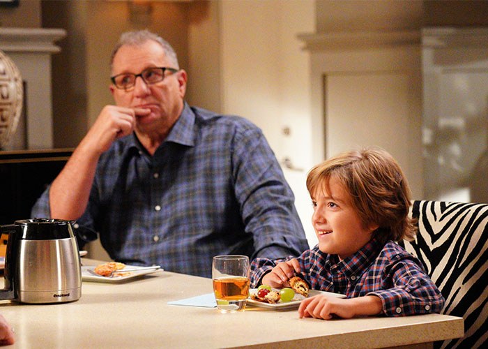 Fans In Absolute Disbelief After Hit Sitcom’s Child Star Looks Unrecognizable At 15: “Has It Been That Long?” Fans In Absolute Disbelief After Hit Sitcom’s Child Star Looks Unrecognizable At 15: “Has It Been That Long?”