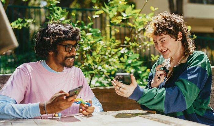 “Our Friendship Couldn’t Survive His Dark Turn”: 82 Friendships That Fell Apart After Years Of Being Close “Our Friendship Couldn’t Survive His Dark Turn”: 82 Friendships That Fell Apart After Years Of Being Close