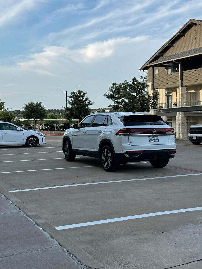 73 Jerk Neighbors Who Need An Urgent Lesson In Parking Or Common Sense 73 Jerk Neighbors Who Need An Urgent Lesson In Parking Or Common Sense