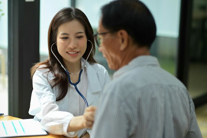 42 Health Symptoms People Should Really Take More Seriously 42 Health Symptoms People Should Really Take More Seriously